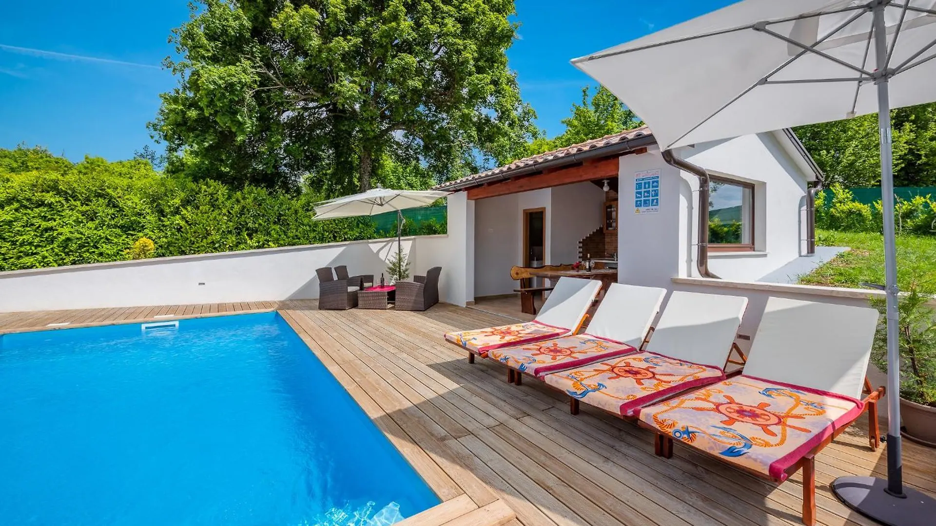 Casa Smoky Villa Lindar